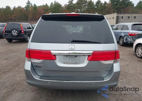 2010 Honda Odyssey Touring из США, поврежденный, VIN 5FNRL3H99AB072501